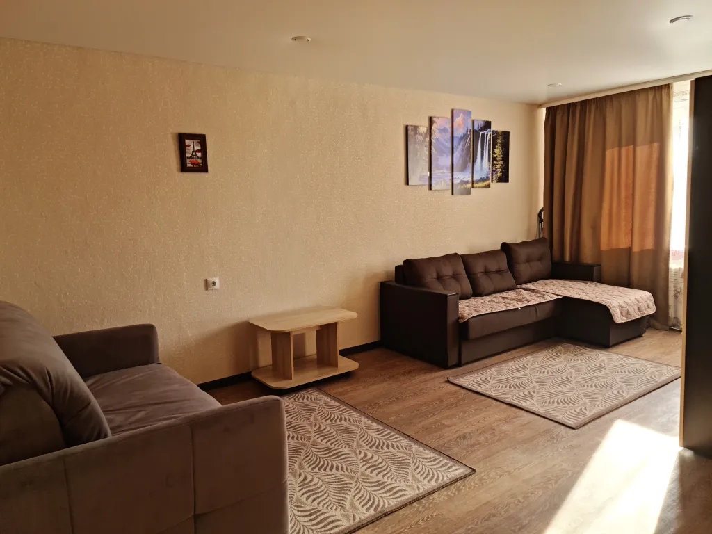 Уютная квартира — аренда посуточно в Заполярный