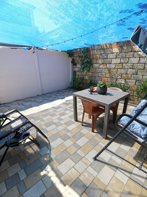 Коттедж Коттедж Бунгало с отдельным двориком — Евпатория