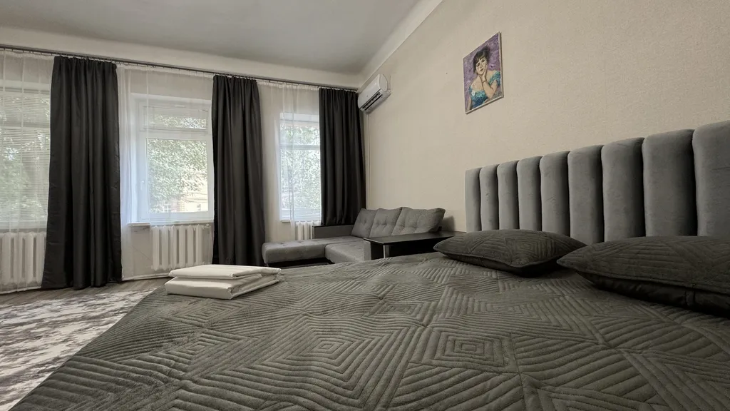 Просторная 2-комнатная квартира в центре города