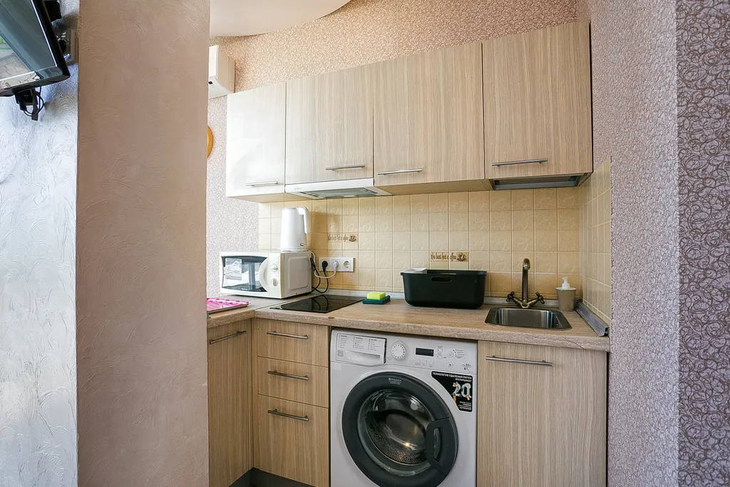 Светлая видовая квартира-студия под горой Кошка