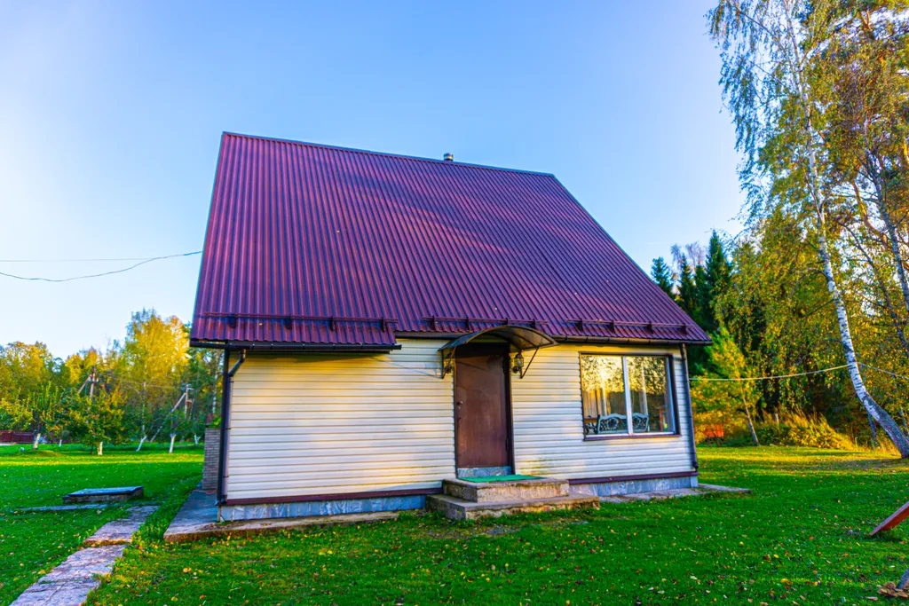 Уютный коттедж на берегу реки