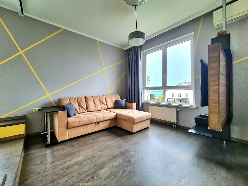 Студия с видом на горы, море и олимпийские объекты