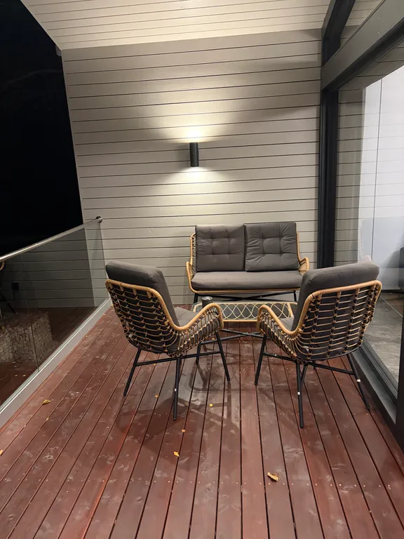 Коттедж на берегу озера с сауной