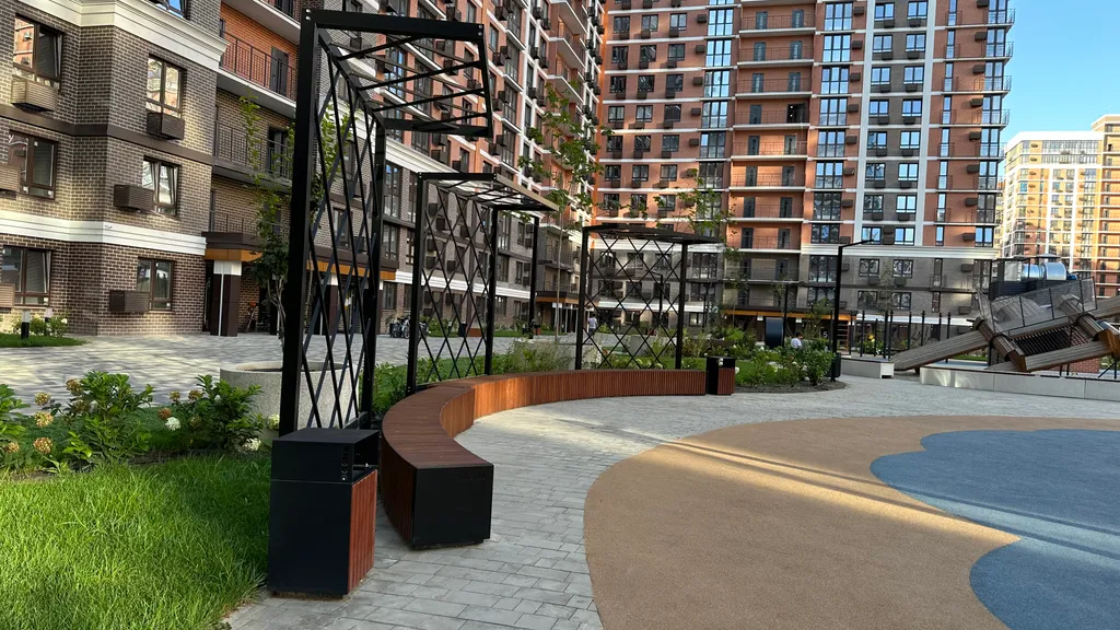 Жёлтая квартира Беличенко 92к4