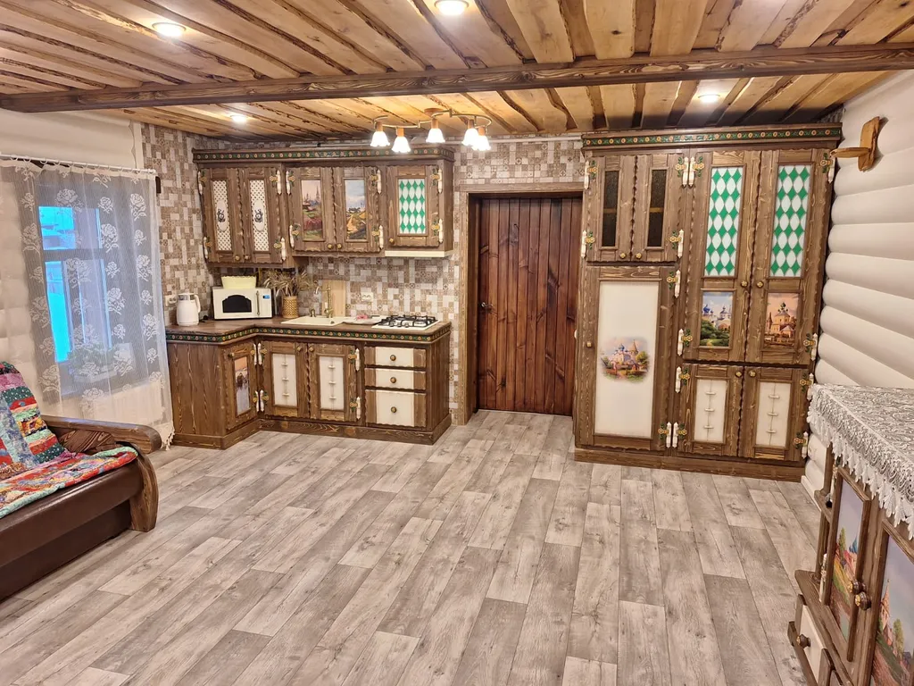 Часть дома в центре города с видом на достопримечательность