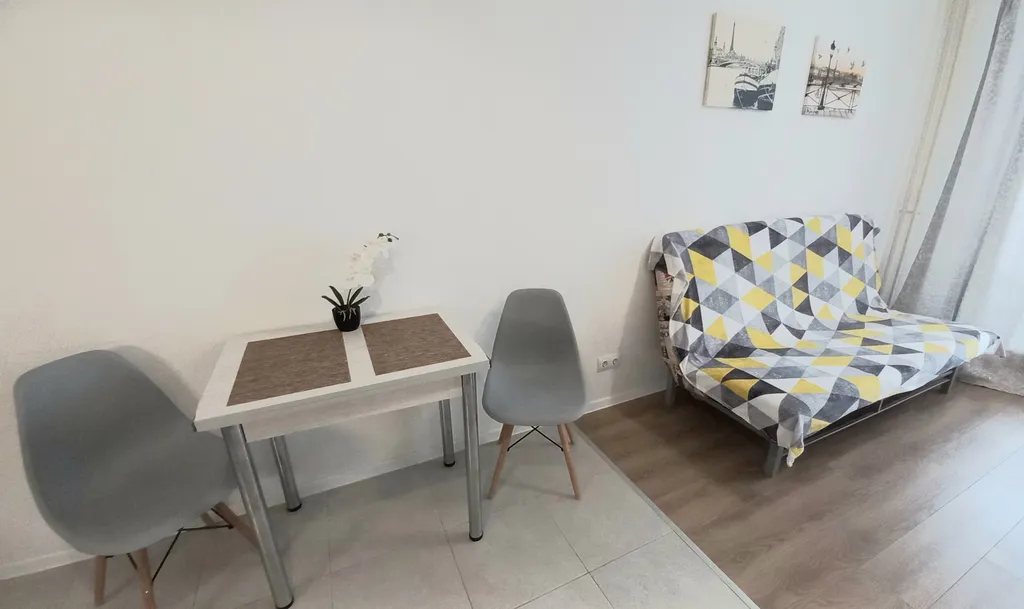 Новая, просторная квартира