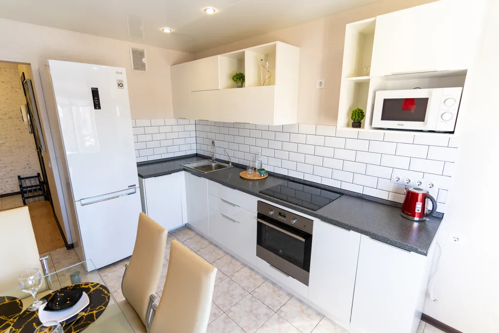 Двушка с подсветкой в спальне и панорамным балконом