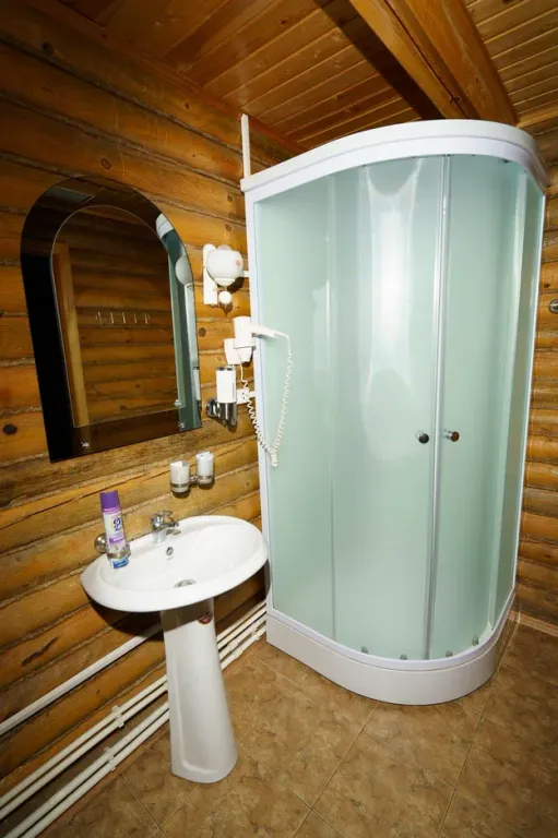 Коттедж Коттедж из древнего сруба в горах — Архыз