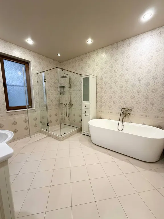 Просторный уютный коттедж с сауной и удобной транспортной развязкой