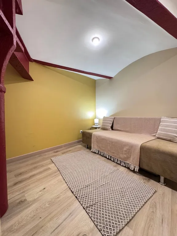 Квартира Квартира Уютная Golden Studio в 8 минутах на метро от самого центра города — Москва