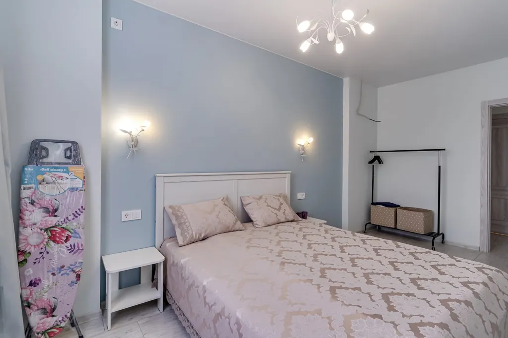 Двушка до 6 человек рядом с ЖД вокзалом, отчетные документы