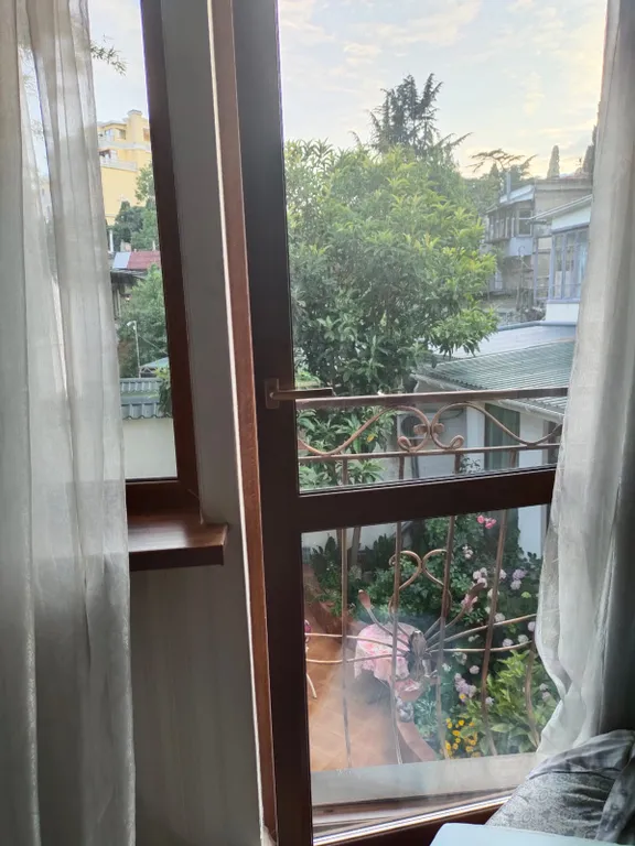 Коттедж 4-комнатный Дом — Ялта