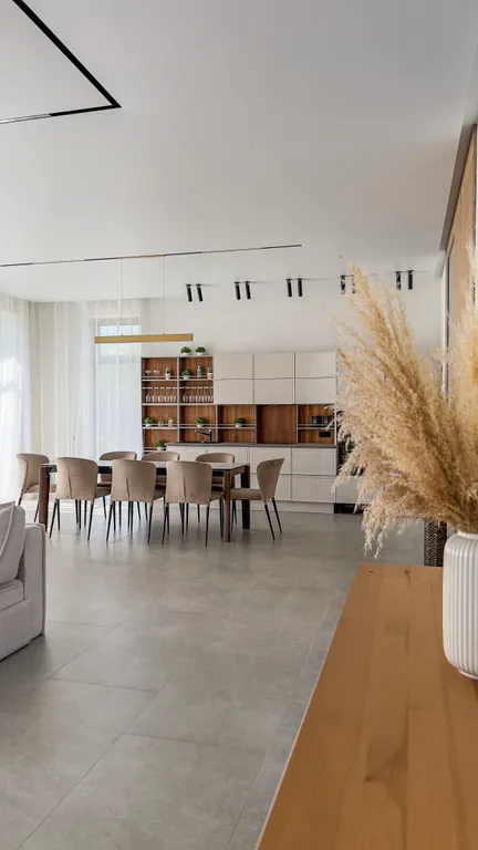 Стильный дом в 20 минутах от центра