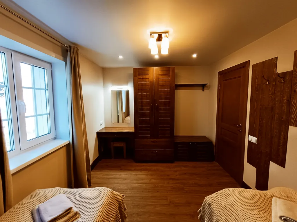 6-комнатный Дом