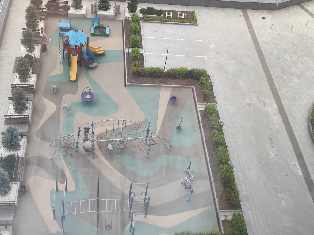 Апартаменты с видом на море, в элитном небоскрёбе, в центре города