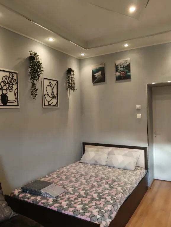 Квартира с видом из окна на самый старый дом в России — аренда посуточно в Выборг