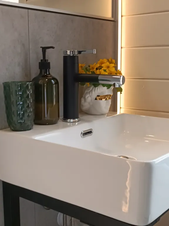 Новый дом с чаном в черте города в 5 минутах от моря