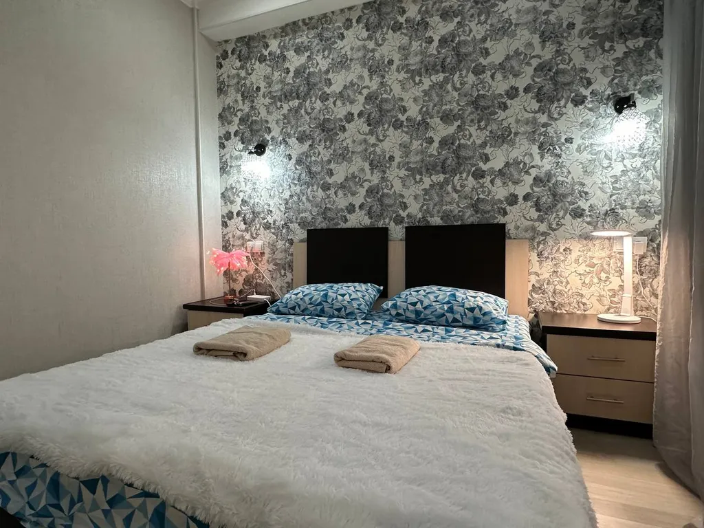 Bay tash residence in center city