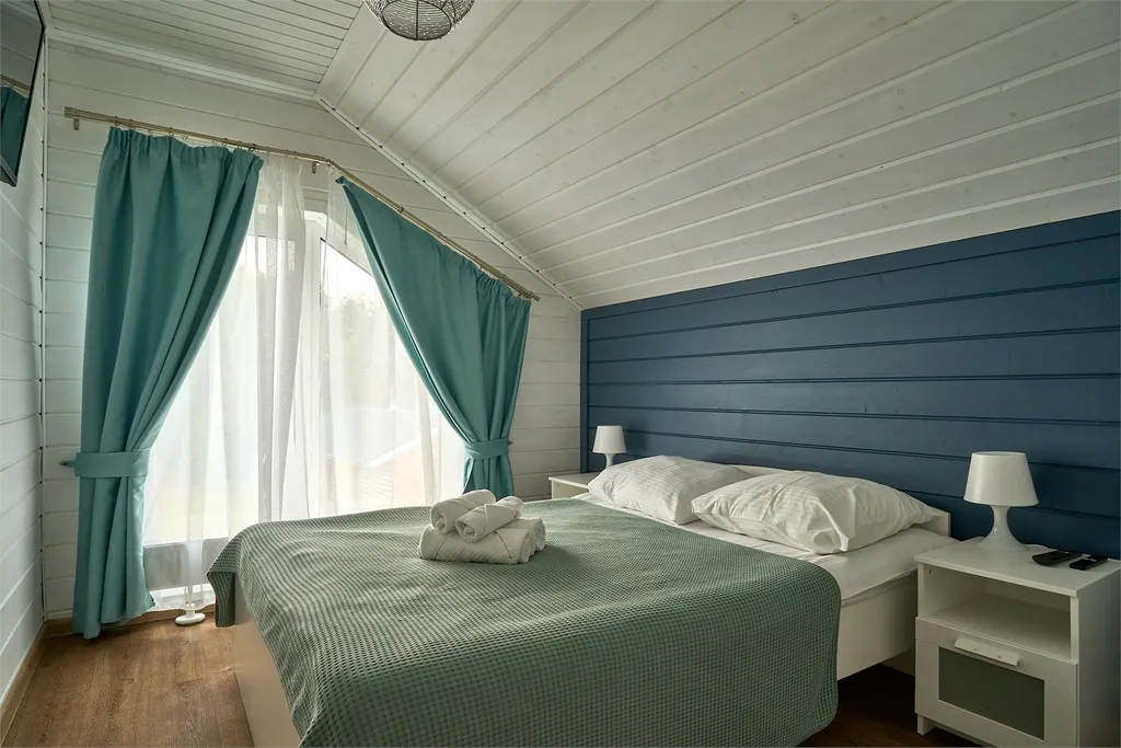 Коттедж с террасой и уличным джакузи