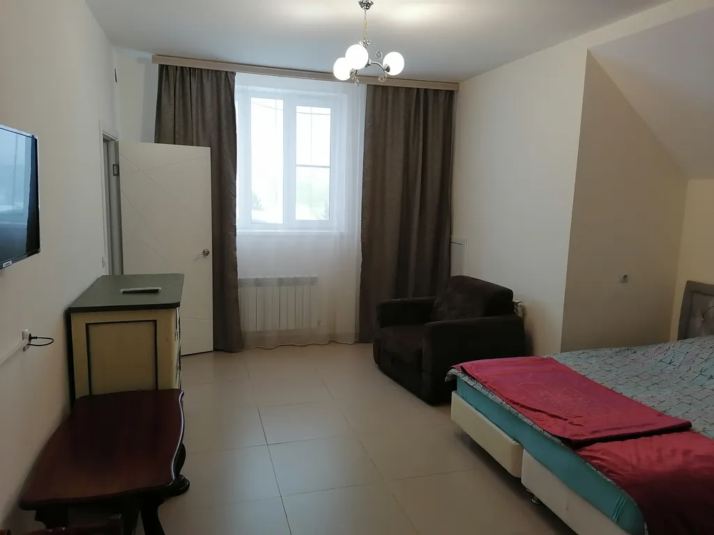 7-комнатный Дом