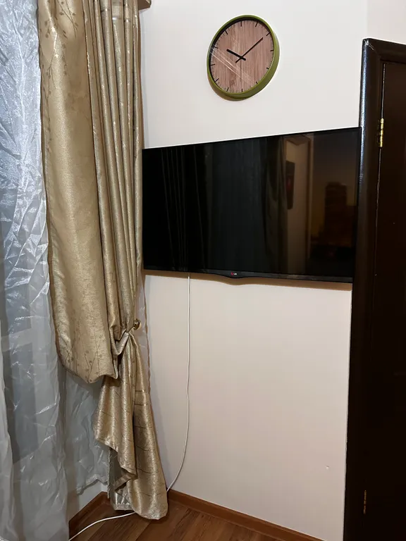 Отдельная комната со своим сан узлом в самом центре города