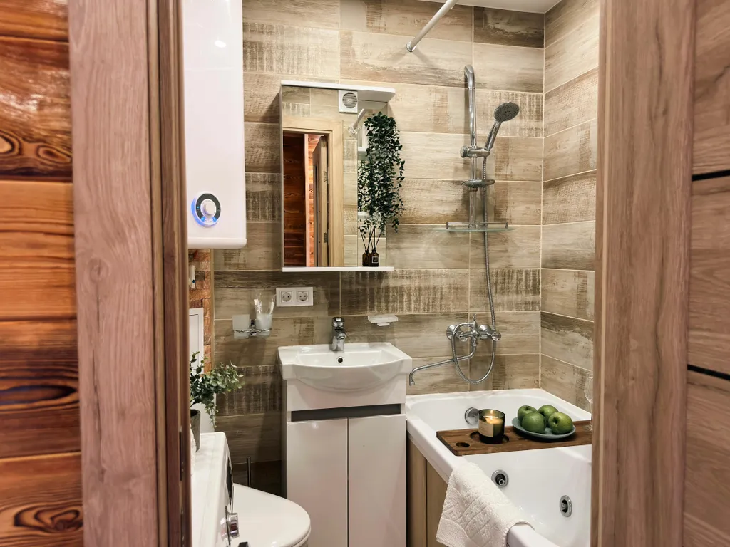 Квартира с видом на историческую часть города, церковь, озеро