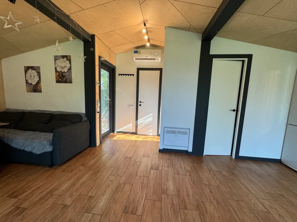 Коттедж Дом с русской баней Valent tiny для праздника или релакса — Подолино