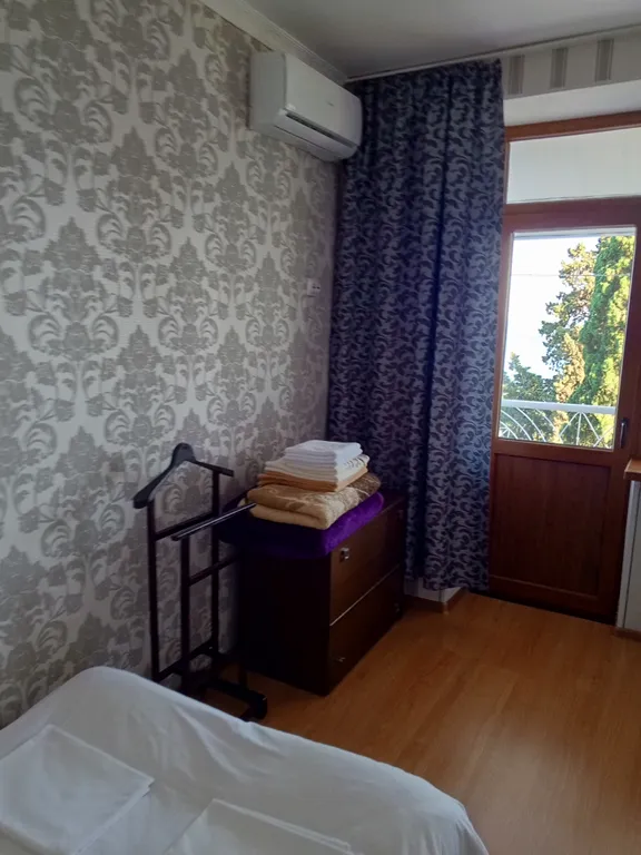 Двухкомнатный с балконом