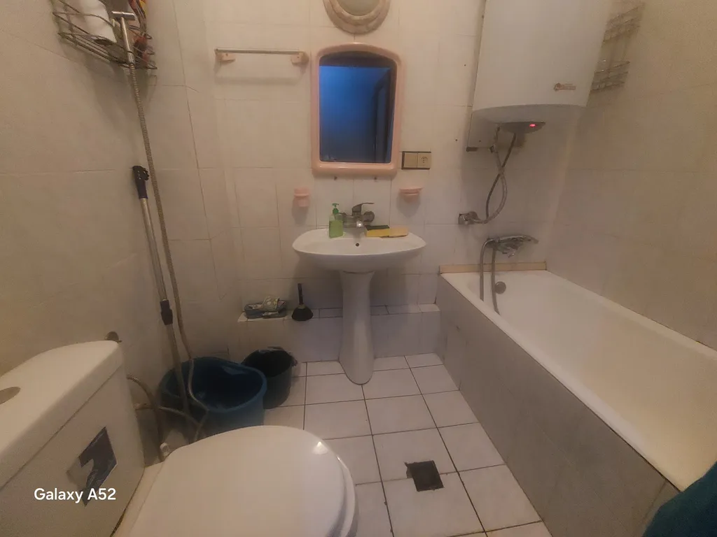 Тихое жилье в зелёном дворе