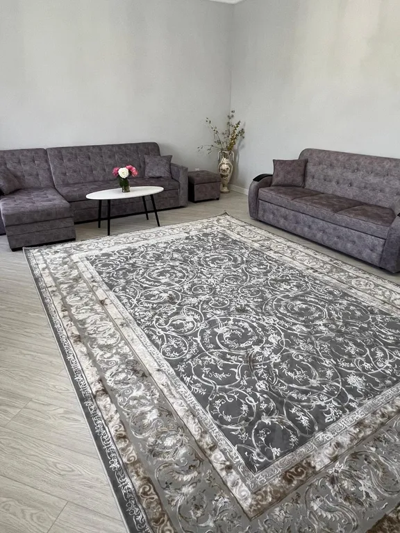 У берега моря новая уютная дача