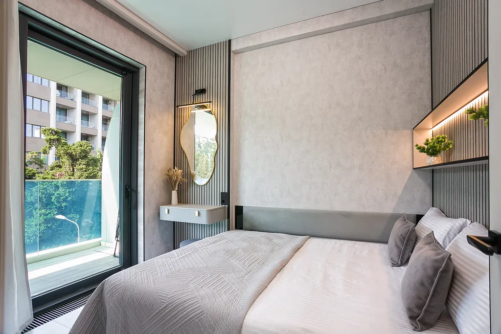 1-комнатная квартира с террасой на парк у моря со своим бассейном на пляже — аренда посуточно в Ялта