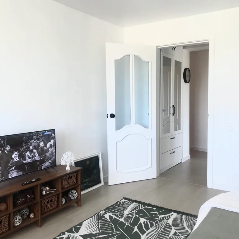 Уютная видовая квартира у Кремлевского парка