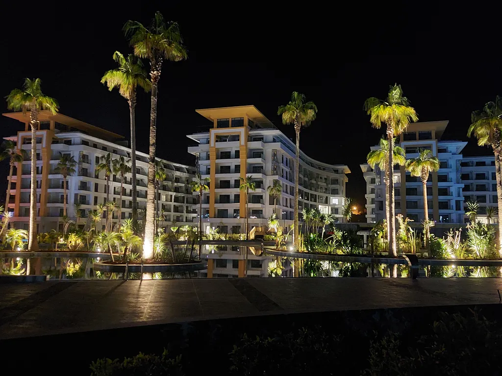 Квартира XL в Azura World Residence c лучшим видом