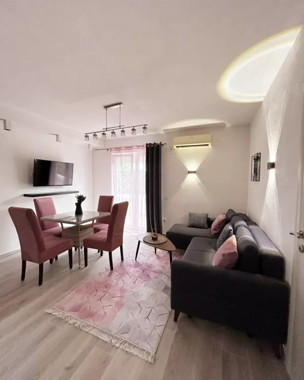 Апартаменты с 2 спальнями на берегу Адриатического моря