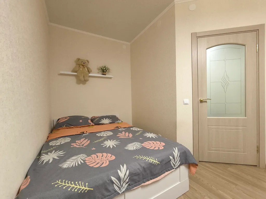 Видовая, с террасой, однокомнатная квартира возле РКБ