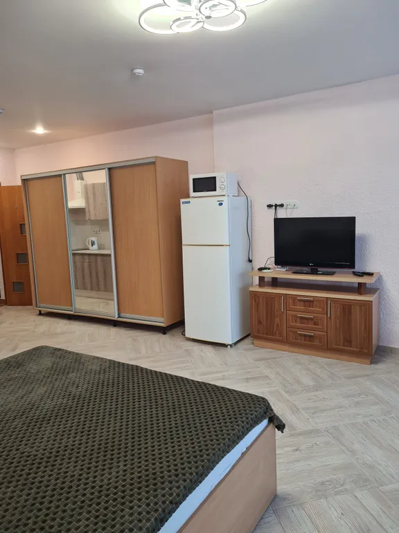 Эллинг на берегу моря