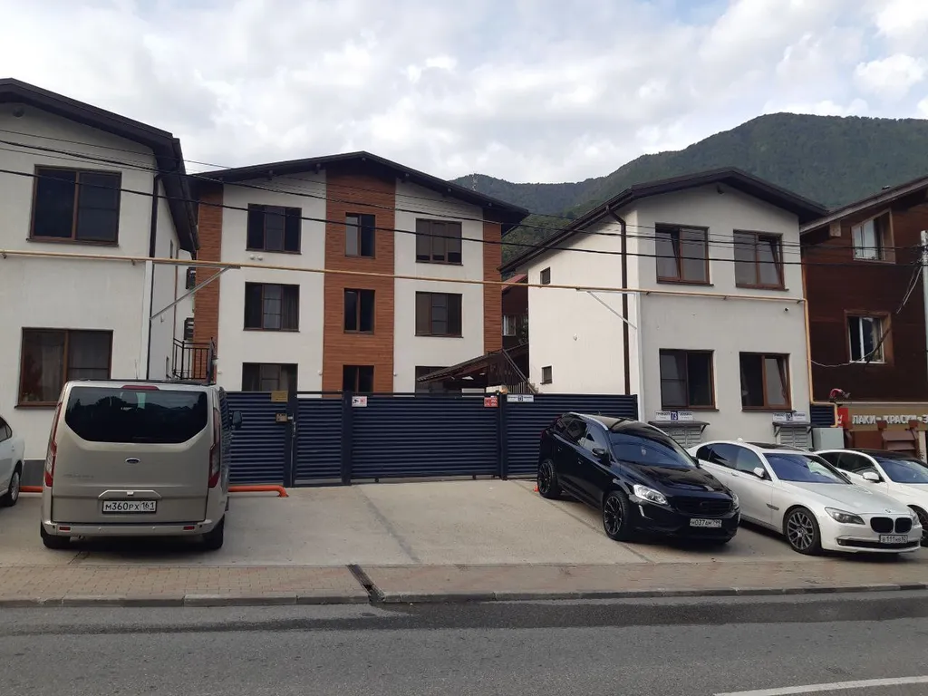 Квартира с отдельной спальней в центре