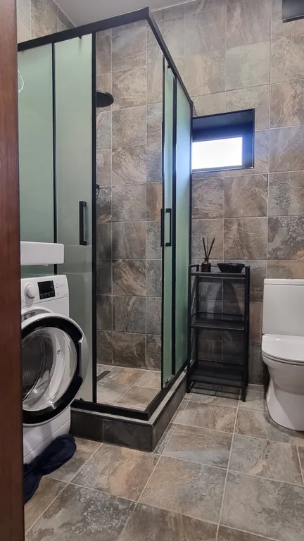 Новый дом с финской сауной, террасой и видом на гору Змейка