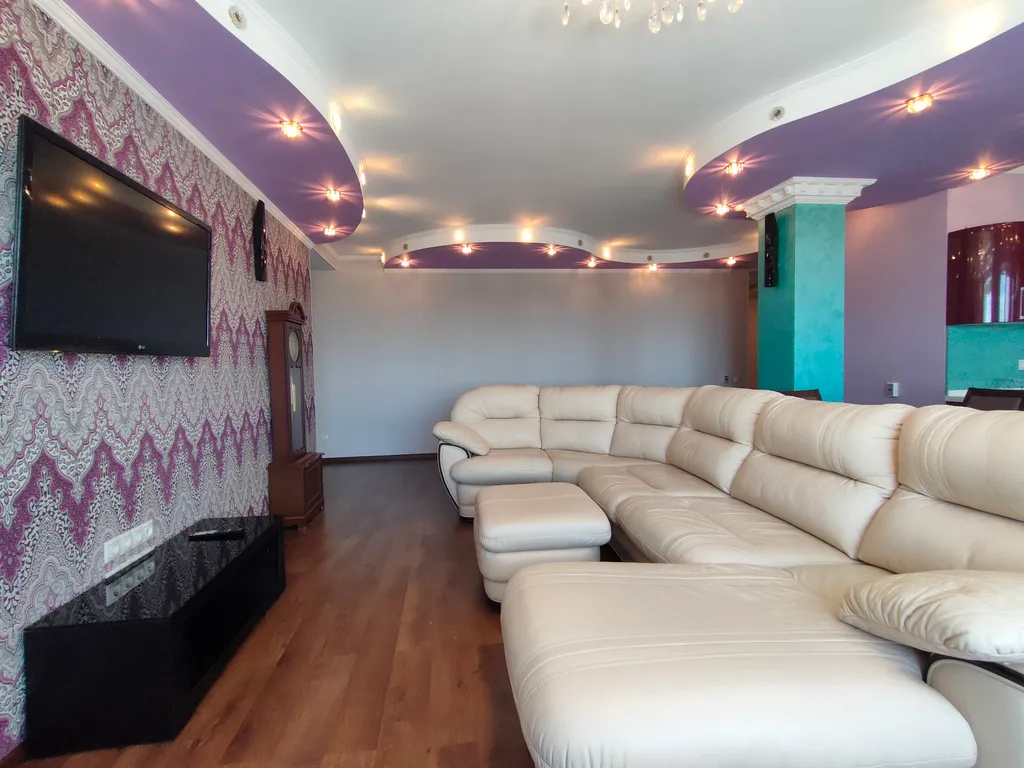 Гигант в сердце города м.Московская