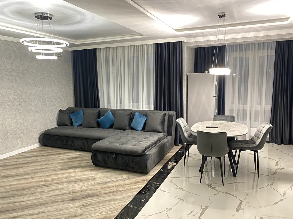 Уютная двухкомнатная квартира в хорошем районе