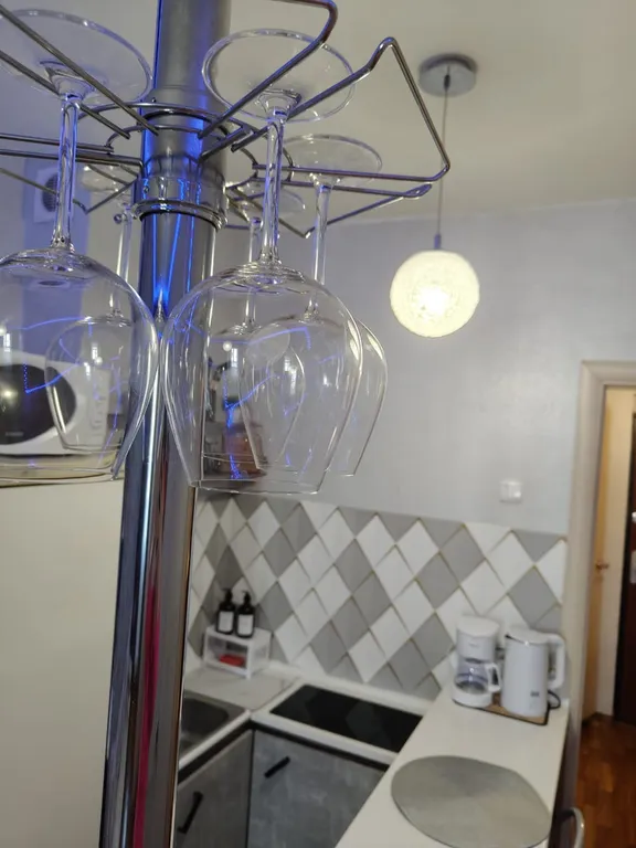 Квартира Апартаменты рядом с озером и открытым бассейном — Красноярск