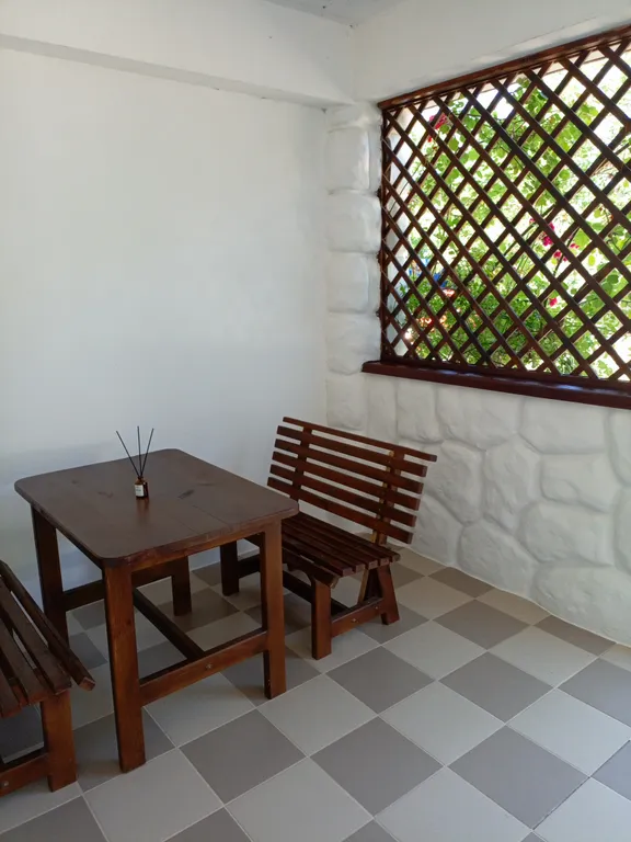 Двухкомнатный номер с отдельным входом и верандой 3 и 4