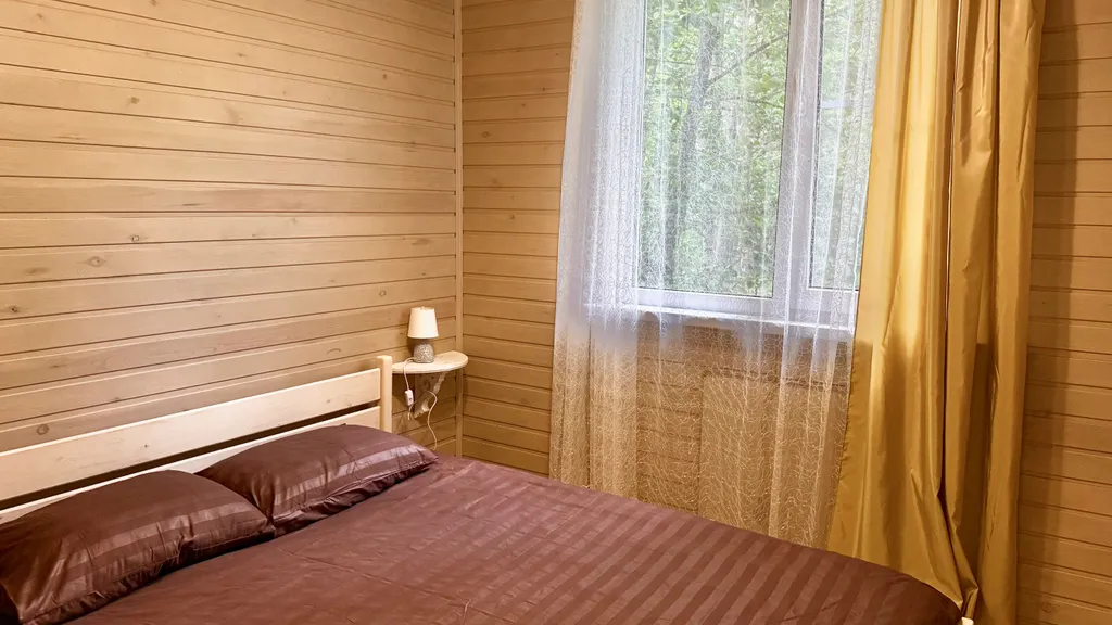 Сказочный домик в сердце леса