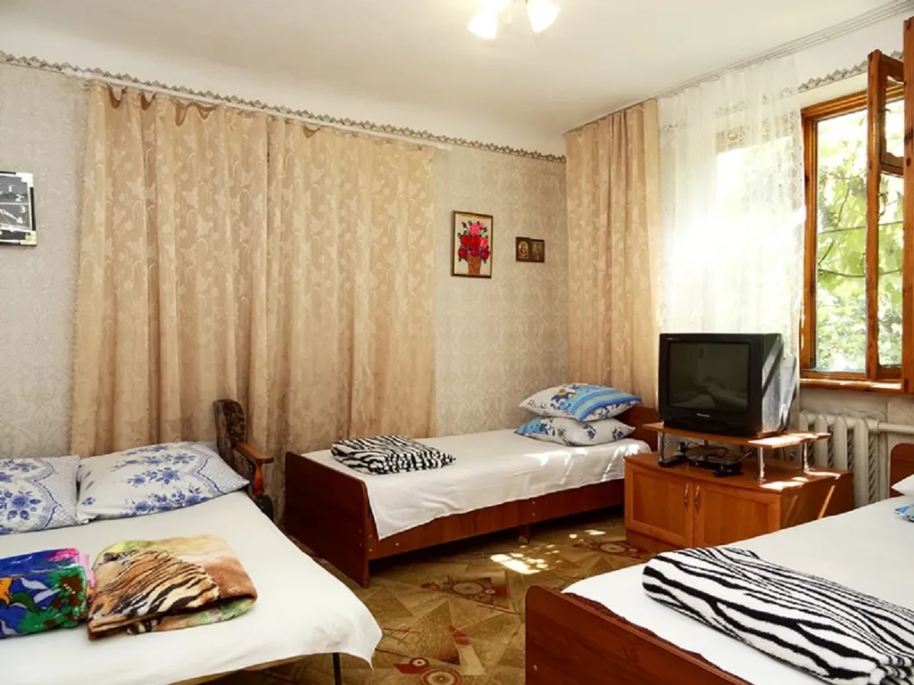 Коттедж Уютный домик в тихом месте — Анапа