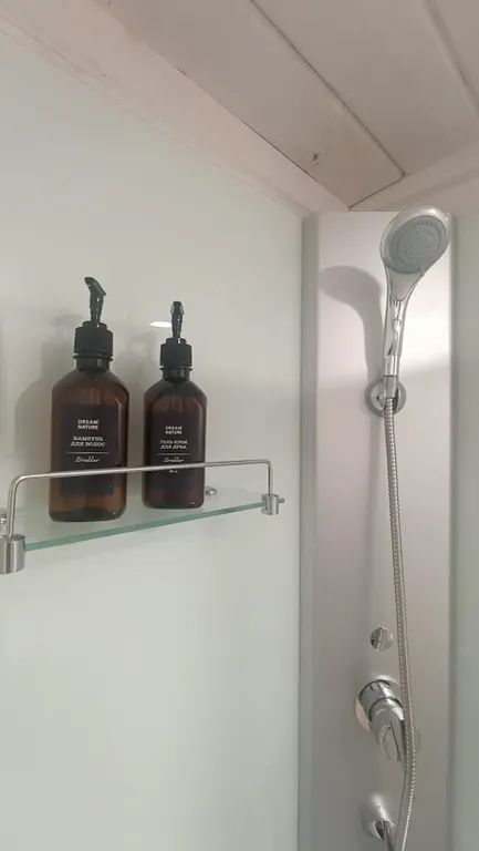 Коттедж Домик у реки с террасой — Тосно