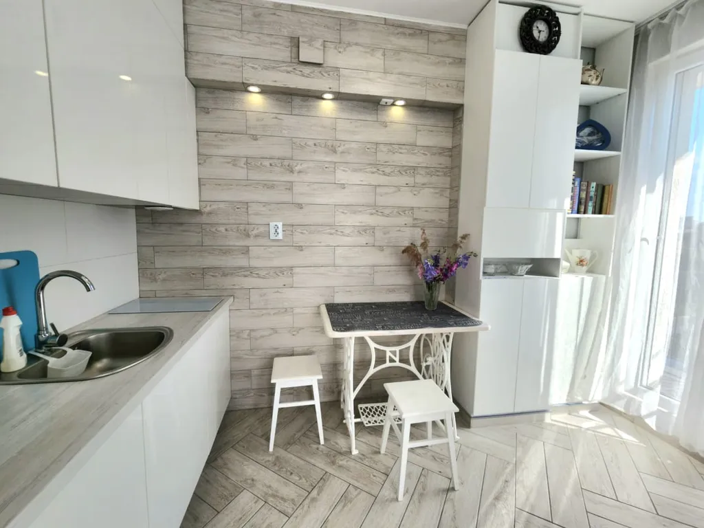 Романтичная светлая студия + велосипеды