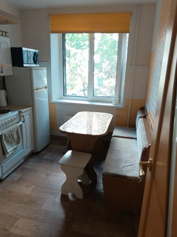 Квартира за ТЦ Парк хаус — аренда посуточно в Тольятти