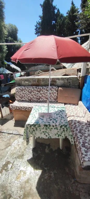 Коттедж Двухэтажный дом с двориком и мангалом — аренда посуточно в Ялта