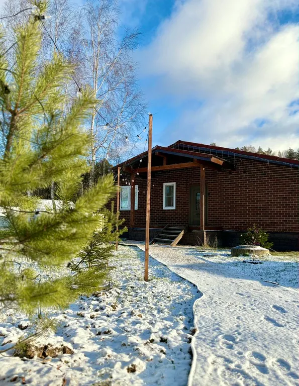 Дом с чаном у леса