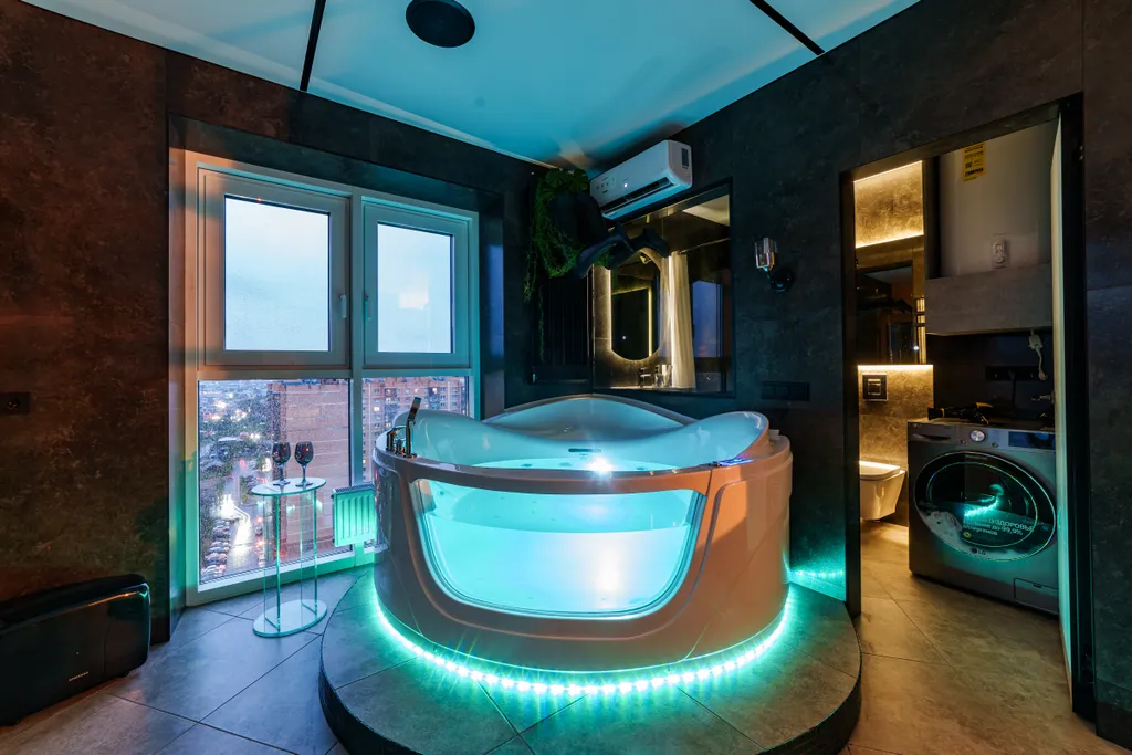 Квартира с джакузи для романтических вечеров — аренда посуточно в Иркутск